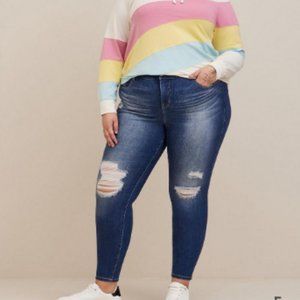 Torrid Bombshell Skinny Premium Stretch High-Rise Jean 18 SHORT